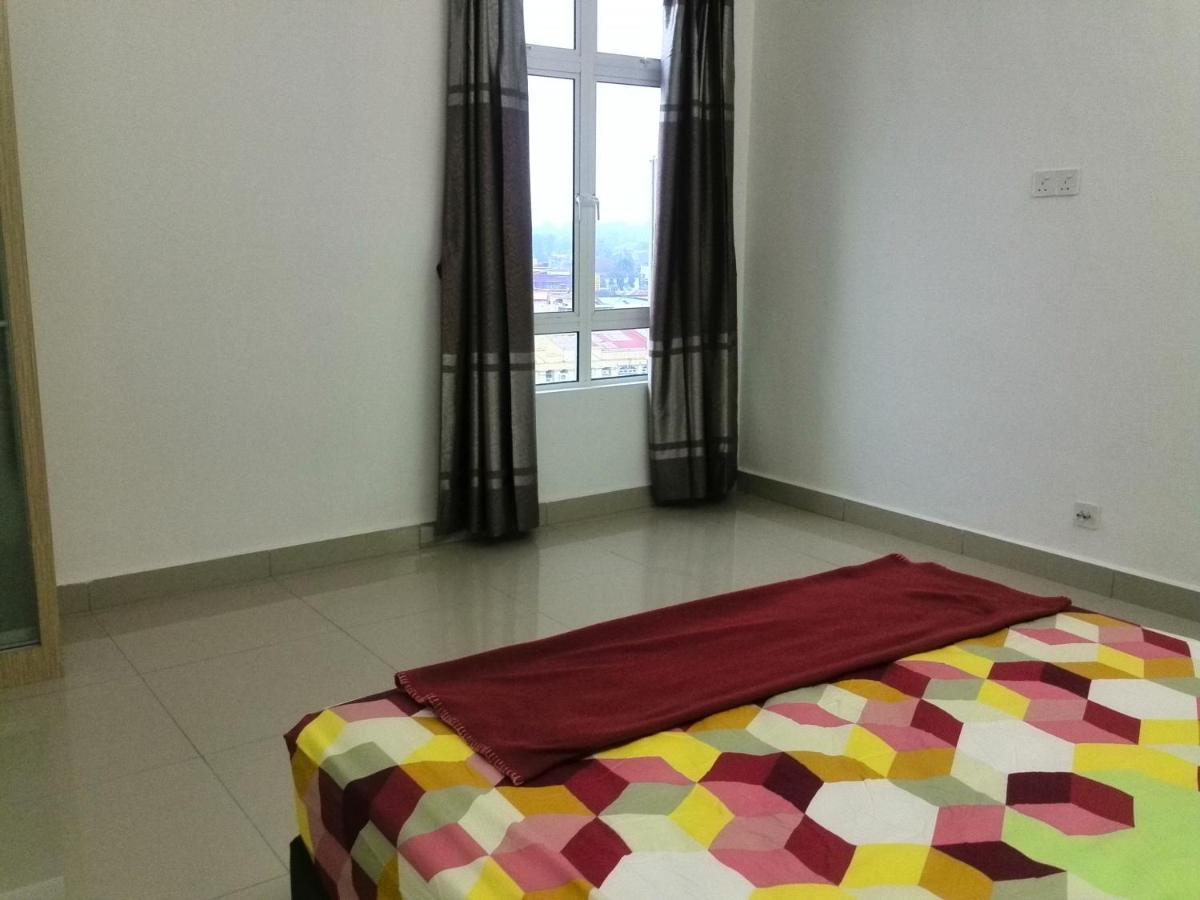 Homestay Sa De' Viana Apartment Кота-Бару Екстер'єр фото
