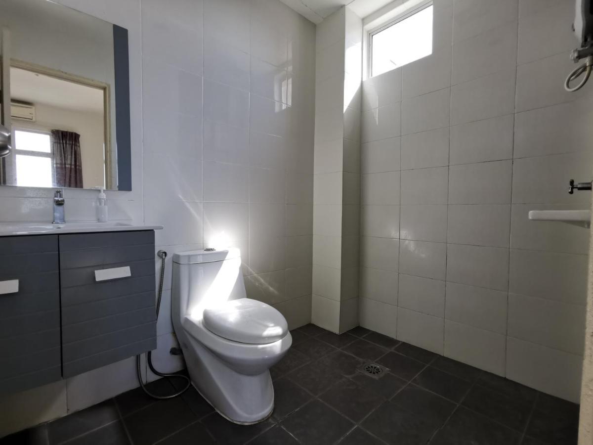 Homestay Sa De' Viana Apartment Кота-Бару Екстер'єр фото